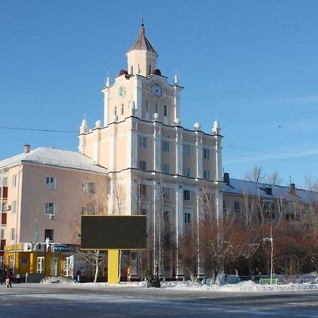 2 Комнатная Квартира Центр Города Костанай Exterior foto
